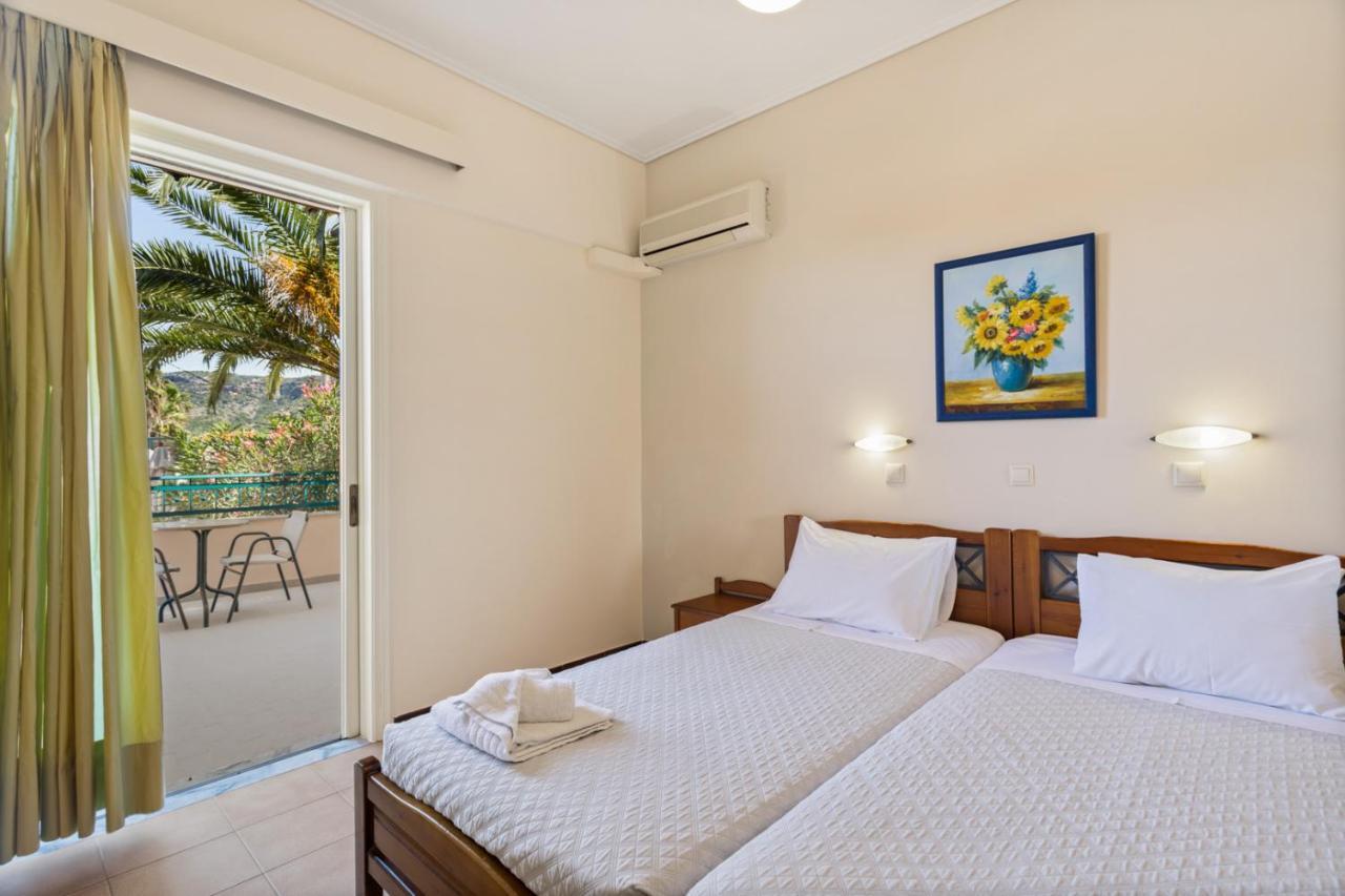 Lefktron Hotel Stoupa Ngoại thất bức ảnh