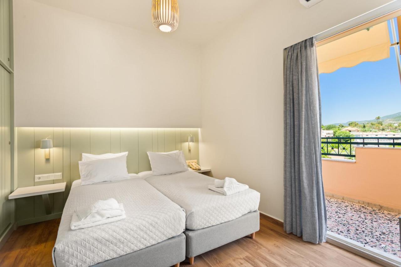 Lefktron Hotel Stoupa Ngoại thất bức ảnh